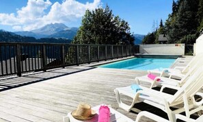 Outdoor pool - Apartment in Morzine With Pool Access (Morzine)