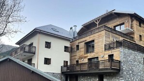 Exterior - Luxury new Apartment With Terrace - Sleeps 6 (Saint-Sorlin-d'Arves)