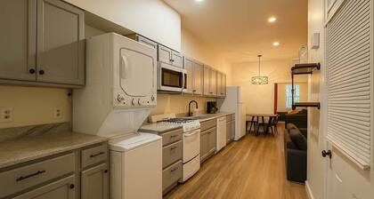 Soulard King Loft near Anheuser-Busch Brewery