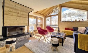 Fireplace - Chalet in Bettex With Sauna & Ski Access (Les Belleville)