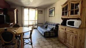 Unclassified image, 3 of 3, button - Holiday Home in Saint Sorlin With Ski Access (Saint-Sorlin-d'Arves)
