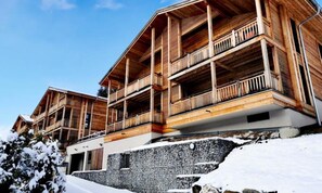 Exterior - 2-bedroom Apartment With a Commanding View of the Slopes (Les Gets)