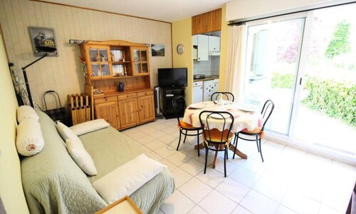 Luchon Near THE Thermal Baths - Apartment FOR 4 People - South-facing Terrace - Parking