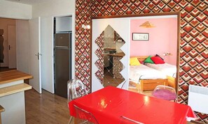 Interior - 2-room Apartment for 6 People Located Above the Shopping Center (Les Orres)