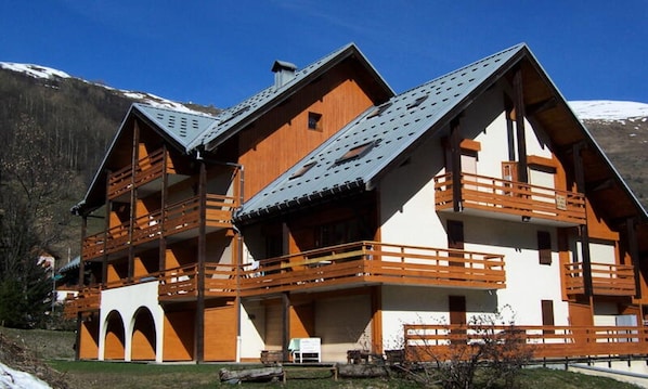 Exterior - Studio for 4 People Facing South (Valloire)