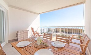 Outdoor dining - Apt. Canet al Mar, 9-D (Canet de Berenguer)