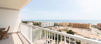 Apt. Canet al Mar 10-j