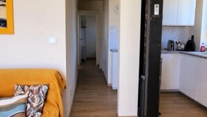 Interior - Apartment in Port-camargue Near Marina (Le Grau-Du-Roi)