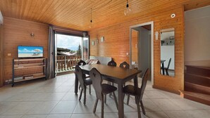 Unclassified image, 2 of 3, button - Arb31 Apartment for 6 People in the Center of Carroz Resort (Araches-la-Frasse)