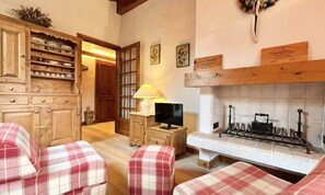 Living area - 2-room Apartment + Cabin + Alcove, Sleeps 4/6, Megeve (Megeve)