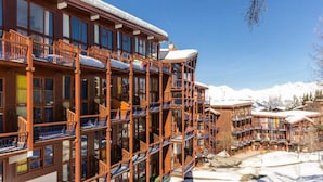 Exterior - Apartment in Charmettoger by Ski Slopes (Bourg-Saint-Maurice)