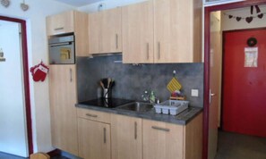 Fridge, microwave, oven, dishwasher - 3 Rooms for 6 People (Modane)