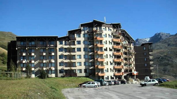 Exterior - Comfortable Apartment Close to the Slopes Balcony (Les Belleville)