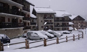 Property grounds - Studio Cabin for 4 People, 2-star, West-facing (Valloire)