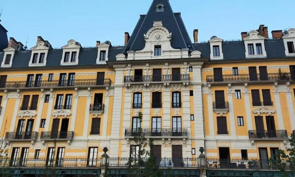 Exterior - Apartments for 2 People (Aix-les-Bains)