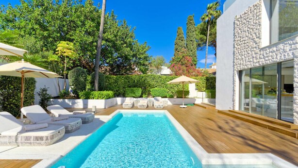 Unclassified image, 1 of 3, button - Villa in Puerto Banus With Heated Pool (Marbella)
