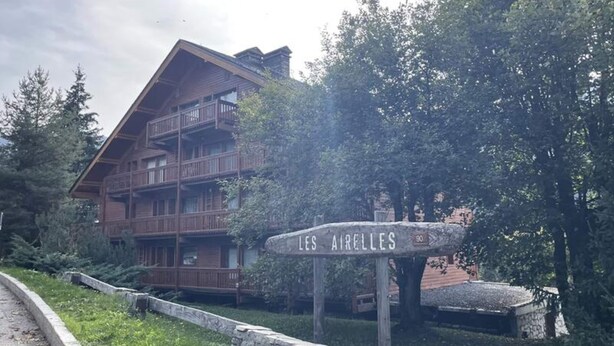 Exterior - Apartment in Meribel With Mountain Views (Les Allues)