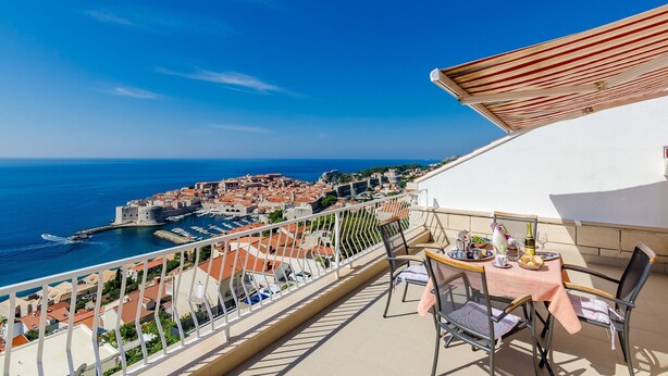 Unclassified image, 1 of 30, button - Apartment and Room Cicko - One Bedroom Apartment With Terrace and Sea View (Dubrovnik)