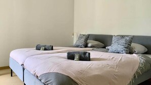 Room - Apartments for 4 People (Avene)