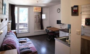 Interior - Studio for 2 People With Superb View of the Slopes (Les Orres)