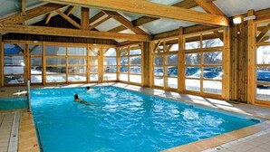 Outdoor pool - Apartment in Saint Sorlin Near Ski Slopes (Saint-Sorlin-d'Arves)