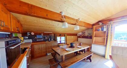 Apartment Near Carrets Ski Slope