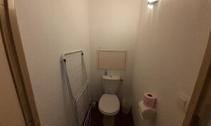 Bathroom - Studio for 4 People (Modane)