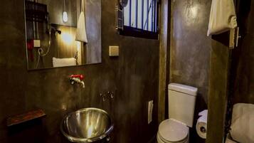 House | Bathroom