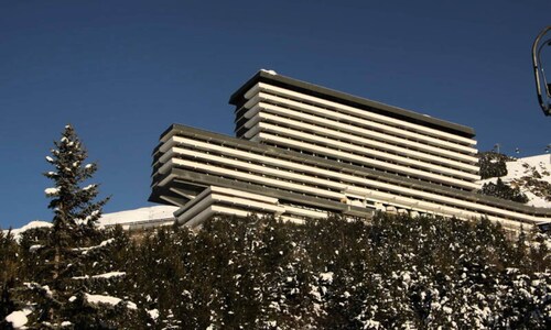 Apartment in Les Menuires With Ski Access