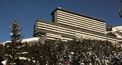 Apartment in Les Menuires With Ski Access