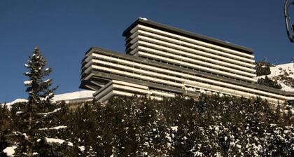 Apartment in Les Menuires With Ski Access