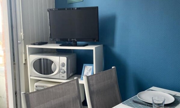 Interior - Apartments for 4 People (Ault)