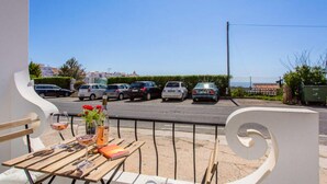 Outdoor dining - Apartments for 3 People (Albufeira)