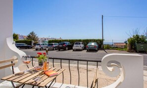 Outdoor dining - Apartments for 3 People (Albufeira)
