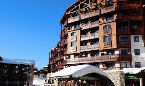 Exterior - Apartment in Savoy Near ski Slopes (Les Belleville)