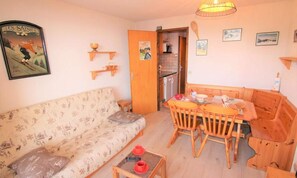 Living area - Studio Apartment With Sleeping Alcove in Les Saisies, Sleeps 5 (Hauteluce)
