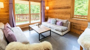 Unclassified image, 2 of 3, button - Apartment in Meribel Near Golf Ski Lift (Les Allues)
