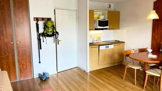 Dining - Apt No. 9 - 1st Floor - Adour Building (Bagnères-de-Bigorre)
