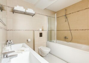 Villa | Bathroom - Five Bedroom Villa With Private Pool & Sea View (Dubrovnik)