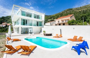 Exterior - Five Bedroom Villa With Private Pool & Sea View (Dubrovnik)