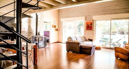 214 - Magnificent Villa With Swimming Pool in the Heart of the Forest