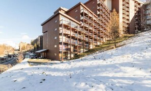 Exterior - Studio for 4 People in the Resort Center (Bourg-Saint-Maurice)