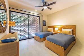 2 chambres, fer et planche à repasser, Wi-Fi, draps fournis
