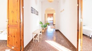 Iron/ironing board, bed sheets - Apartment in Canet Near Playa Canet Beach (Canet de Berenguer)