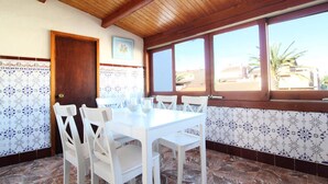 Dining - Apartment in Canet Near Playa Canet Beach (Canet de Berenguer)