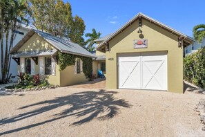 House, 4 Bedrooms | Exterior