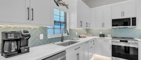 Ferienhaus, 4 Schlafzimmer | Eigene Küche | Kühlschrank, Ofen, Wasserkocher mit Kaffee-/Teezubehör, Toaster