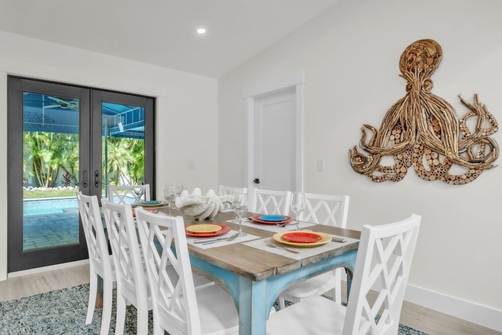 House, 4 Bedrooms | Dining