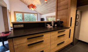 Fridge, microwave, oven, dishwasher - Apartments for 10 People (Les Allues)