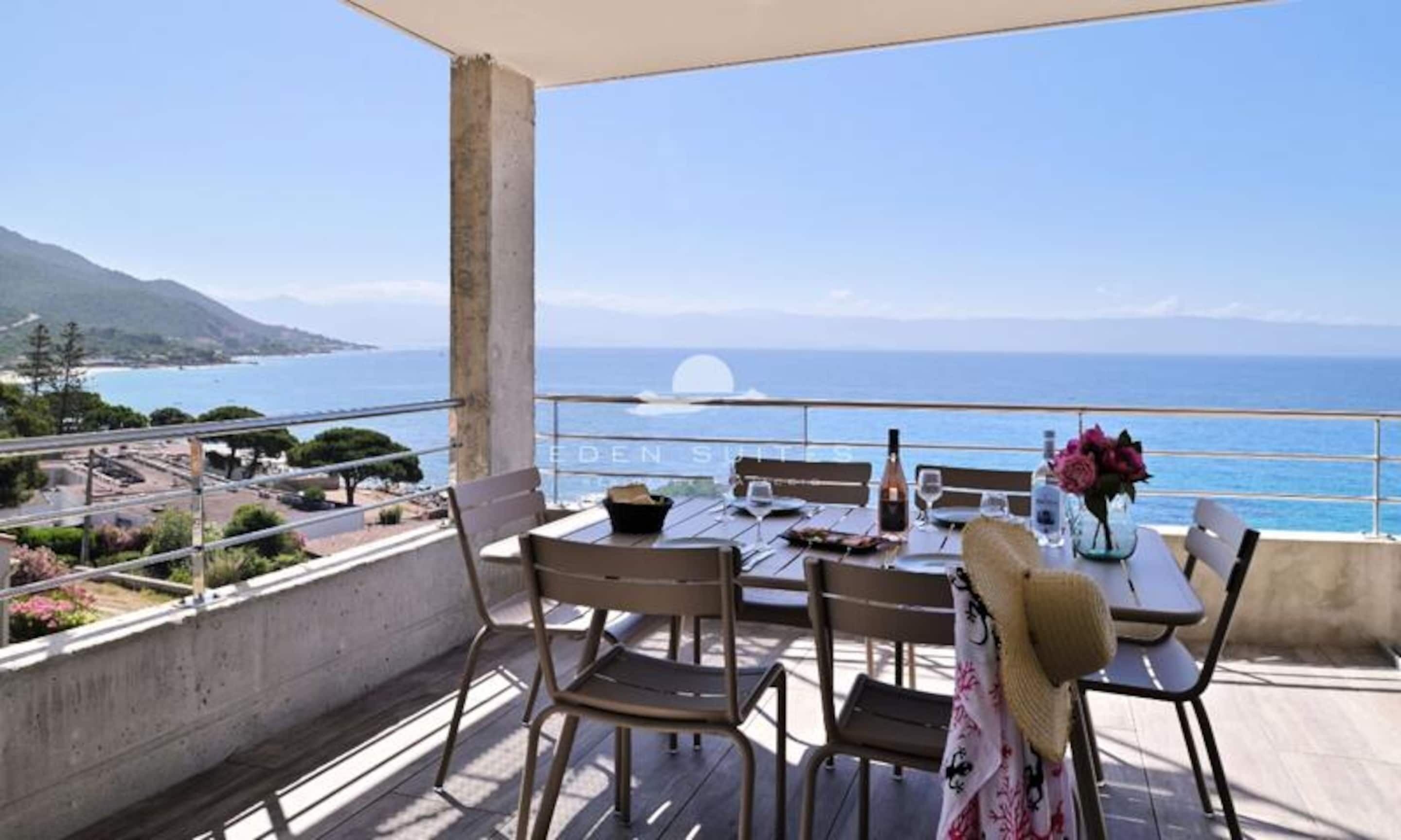 Tempat makan outdoor